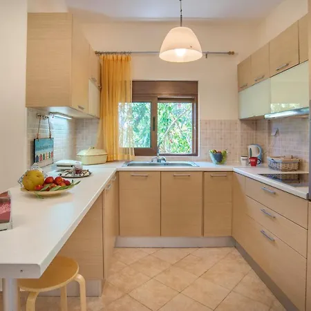 Kiki Paxos Ozias Ferienhaus *