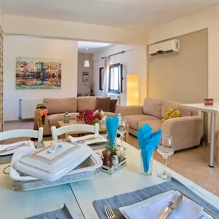 Kiki Paxos Ozias Gaios